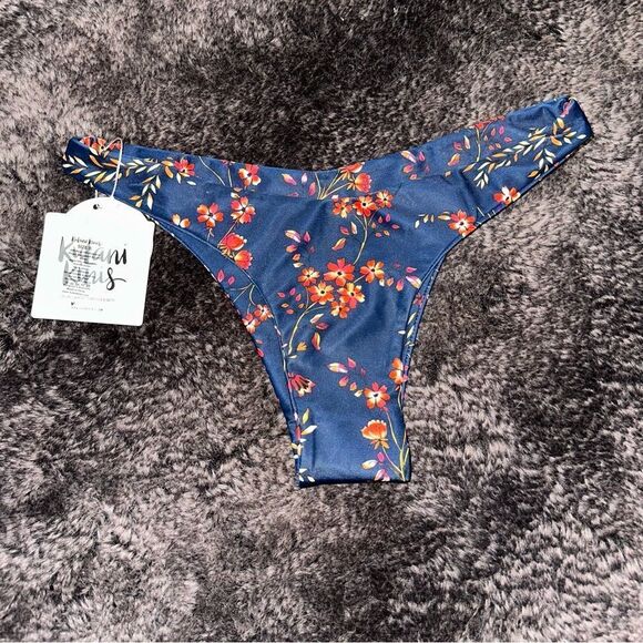 BNWT Kulani Kinis Navy Blue Floral Fleur Minimal Very Cheeky Bikini Bottom Sz S - Picture 1 of 5